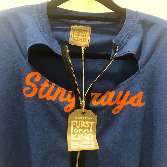 Cropped Cutout Zipper Shirt - One of a kind - Picture 3 of 4